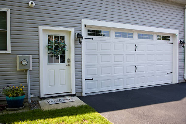 24/7 Emergency Garage Door Roller Replacement experts in Timberlake, VA